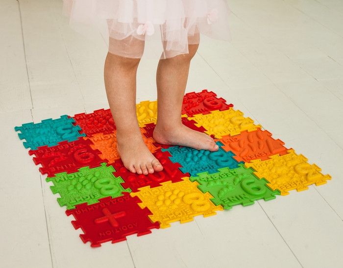 Масажний килимок для дітей Ортек Пазли "Математика" 32 елемента 10121 фото