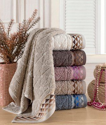 Рушник Phillipus трикутники шоколад HomeBrand 70x140 см 1494 фото