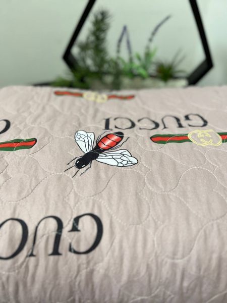Покривало х/б стьобоване gucci з наволочками 220см х 240 см 12695 фото