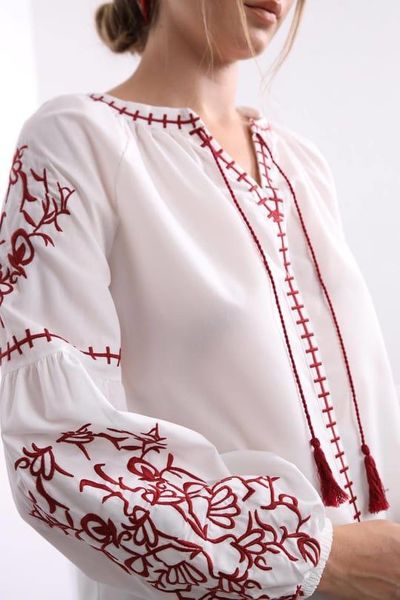 Современная вишиванка с бордовым цветочным орнаментом и долгим рукавом S 5469 A-005469 фото